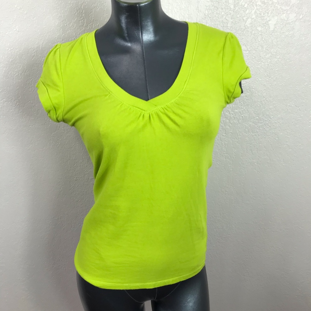 DOTS LIME GREEN TEE